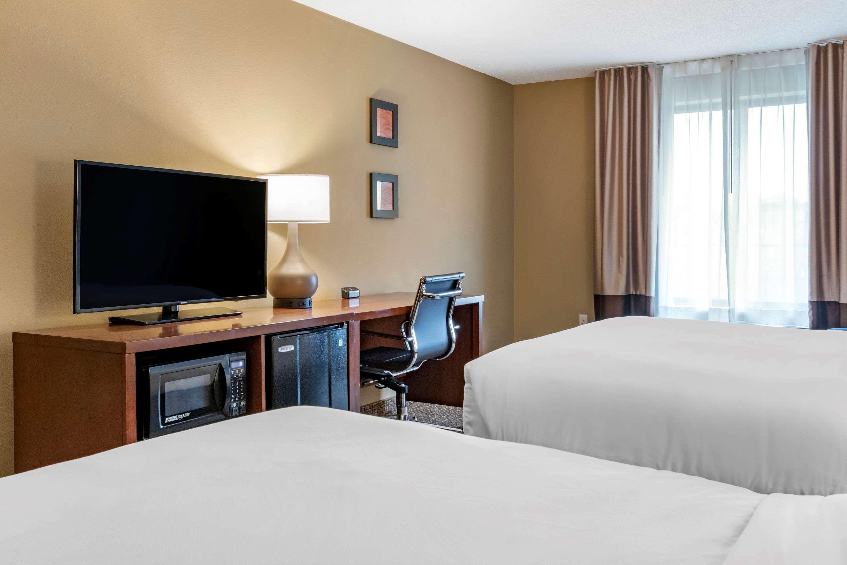 Comfort Inn Pa Turnpike - I-81 Carlisle Buitenkant foto